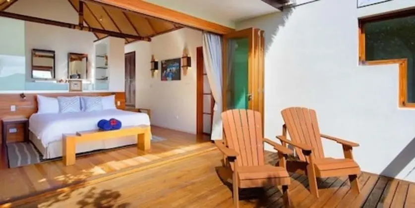 Island Plunge Pool Bungalow with All Meals