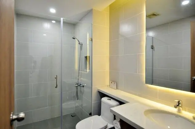 Grand Oda, 1 Büyük (Queen) Boy Yatak, Balkon, Şehir Manzaralı