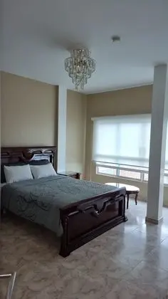 Oda, 1 Büyük (Queen) Boy Yatak