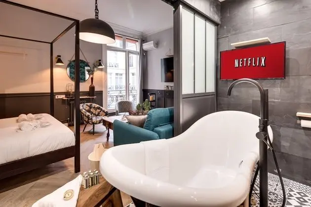 Deluxe Apart Daire, Banyolu/Duşlu, Avlu Manzaralı