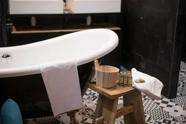 Deluxe Apart Daire, Banyolu/Duşlu, Avlu Manzaralı