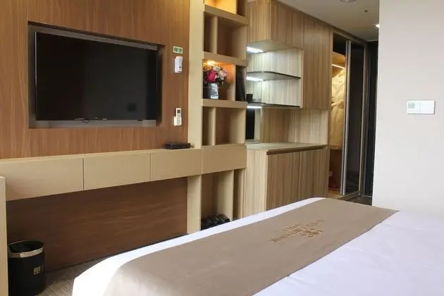 Deluxe Tek Büyük Yataklı Oda