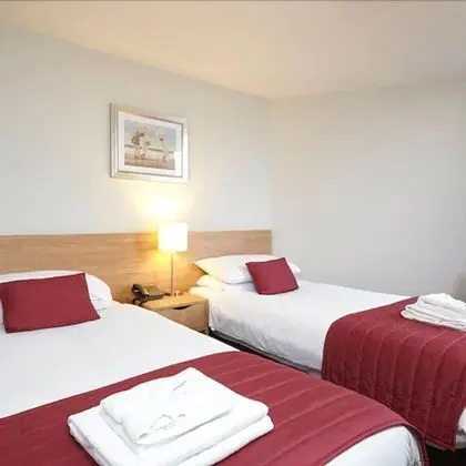 Classic Tek Büyük Yataklı Oda