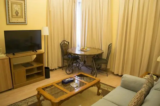 Suit Capacity 1 One Bedroom
