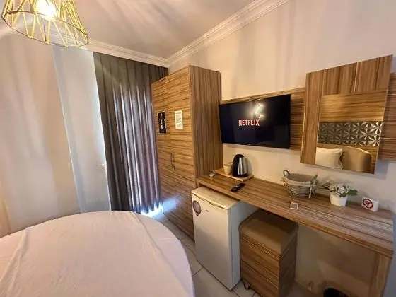 Deluxe Suite, Balkonlu
