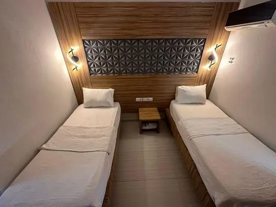 Suite with 2 Single Beds, Balkonlu