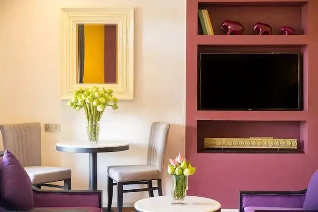 Luxury Suite with Garden View