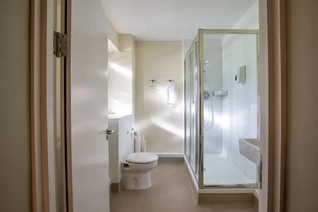 Design Tek Büyük Yataklı Oda