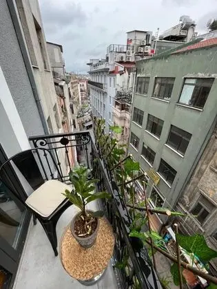 Standart Oda, Şehir Manzaralı