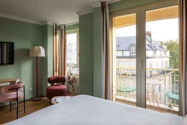 Superior Tek Büyük Yataklı Oda, Balkon