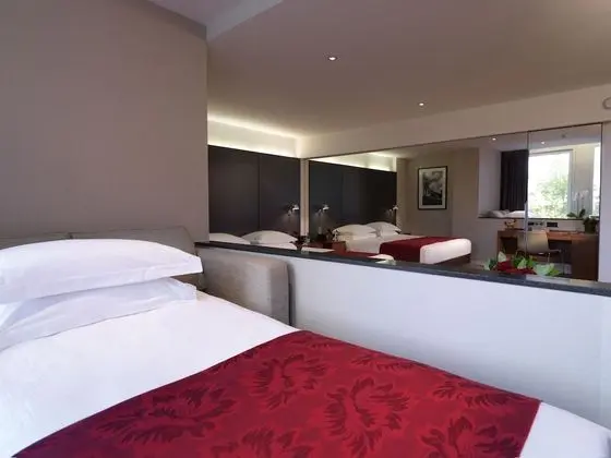 Royal Deluxe Studio, High Floor