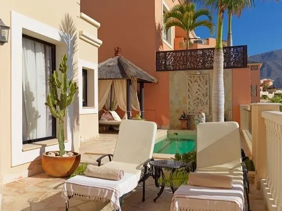 Royal Villa, 3 Yatak Odası, Kişiye Özel Havuzlu