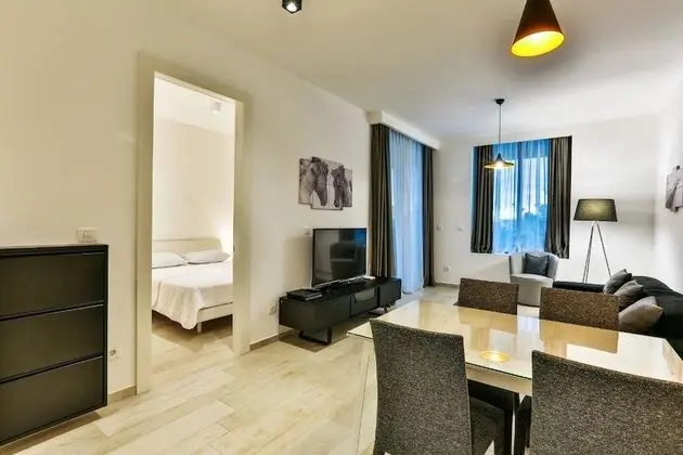 Apart Daire, 1 Yatak Odası, Kısmi Deniz Manzaralı