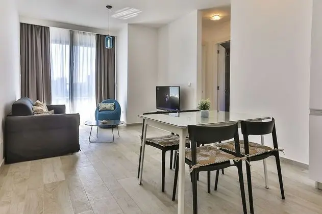 Apart Daire, 2 Yatak Odası, Deniz Manzaralı