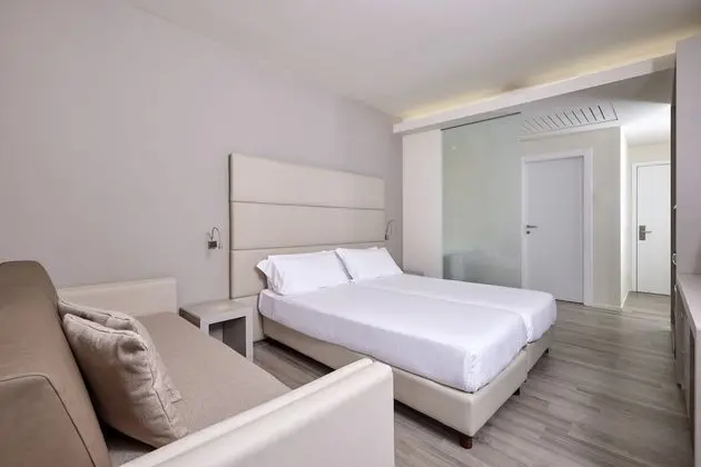 Superior Tek Büyük Yataklı Oda, Balkon, Göl Manzaralı