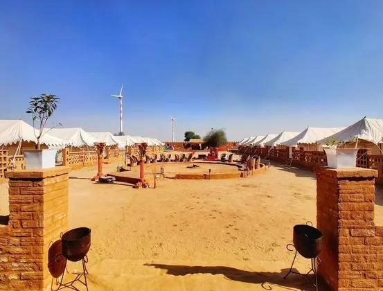 Luxury Çadır, Şömine, Resort Manzaralı