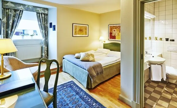 Economy Tek Büyük Yataklı Oda (140 cm bed)