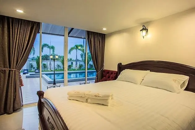 10-Bedroom Private Pool Villa