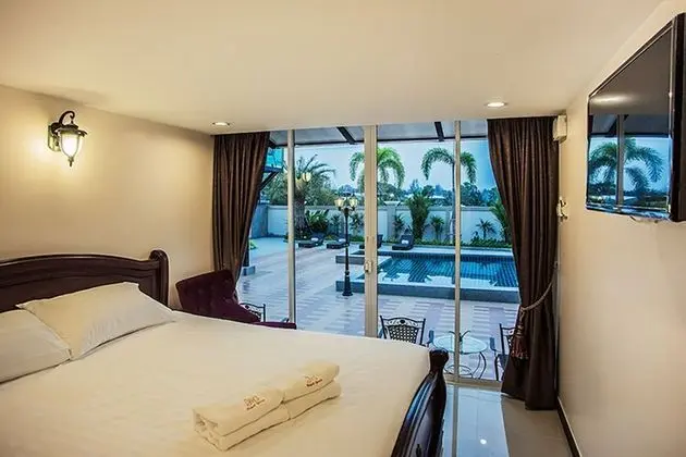 10-Bedroom Private Pool Villa