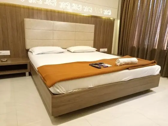 Deluxe Tek Büyük veya İki Ayrı Yataklı Oda