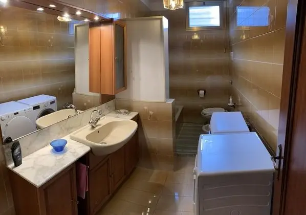 İki Ayrı Yataklı Oda, Ortak Banyo, Şehir Manzaralı