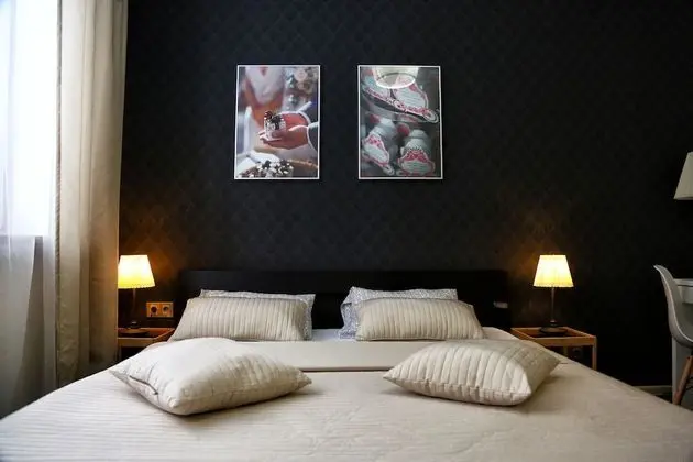 Classic Tek Büyük Yataklı Oda