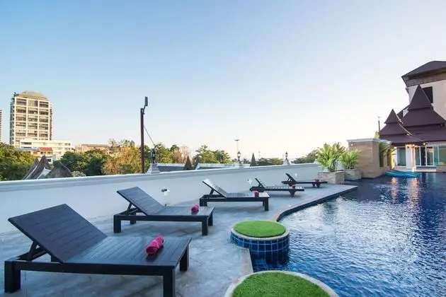 Heritage Superior Pool Access