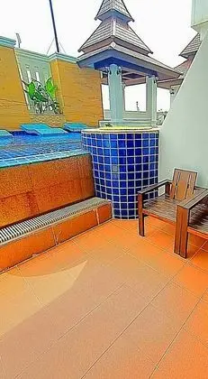 Heritage Superior Pool Access