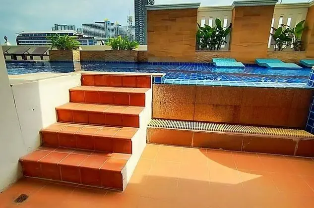 Heritage Superior Pool Access