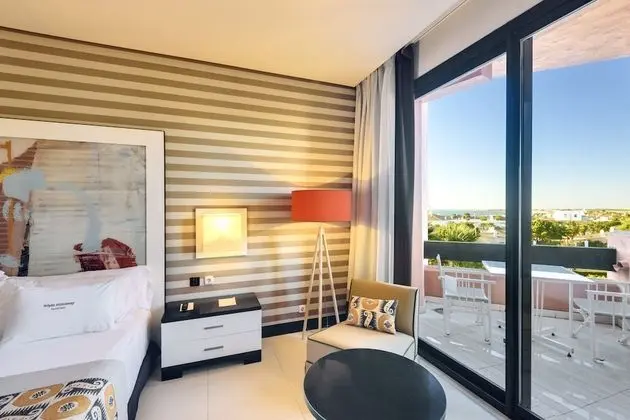 Deluxe Oda, Kısmi Deniz Manzaralı