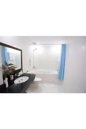 Süit, Havuz Manzaralı