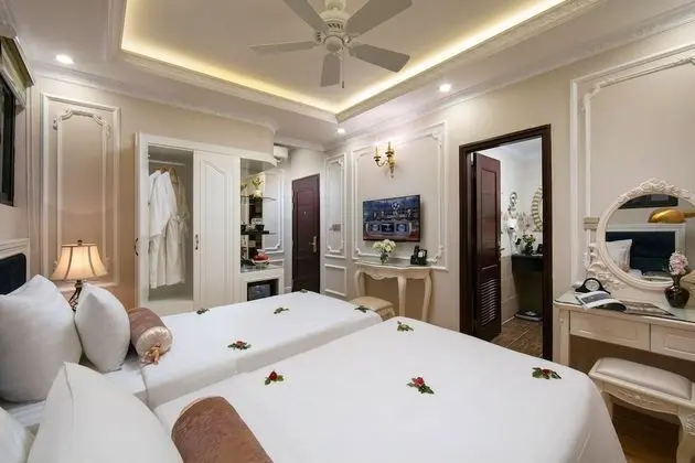 Deluxe Tek Büyük veya İki Ayrı Yataklı Oda