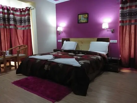 Deluxe Tek Büyük veya İki Ayrı Yataklı Oda