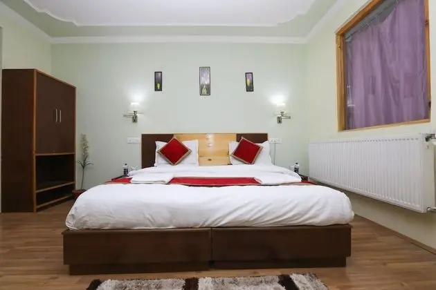 Deluxe Tek Büyük veya İki Ayrı Yataklı Oda