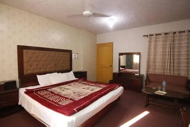 Standard Tek Büyük veya İki Ayrı Yataklı Oda