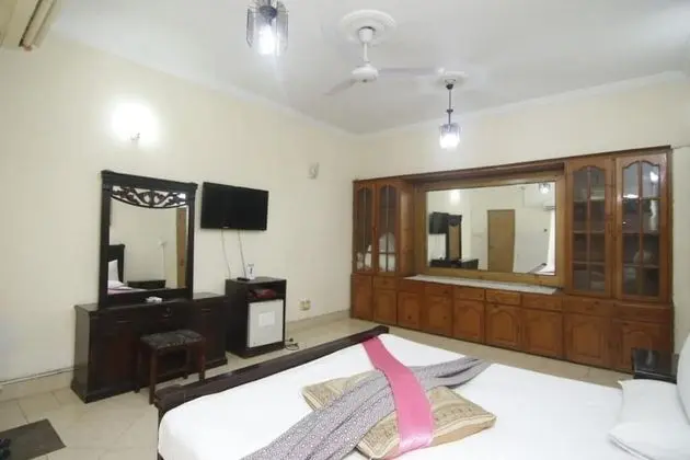 Standard Tek Büyük veya İki Ayrı Yataklı Oda