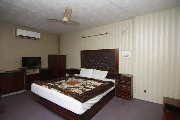 Standard Tek Büyük veya İki Ayrı Yataklı Oda