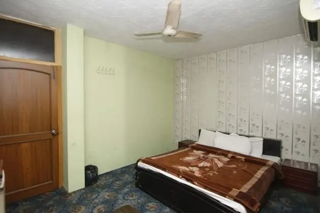 Standard Tek Büyük veya İki Ayrı Yataklı Oda