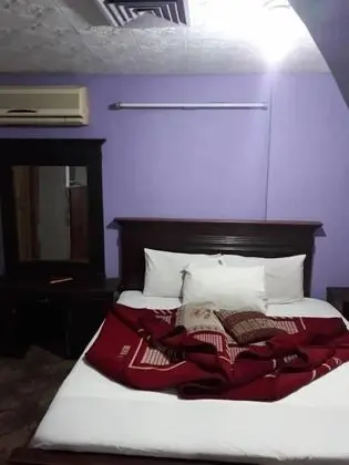 Standard Tek Büyük veya İki Ayrı Yataklı Oda