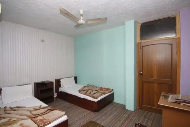 Standard Tek Büyük veya İki Ayrı Yataklı Oda