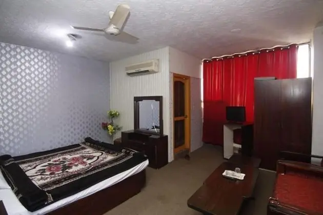 Standard Üç Kişilik Oda