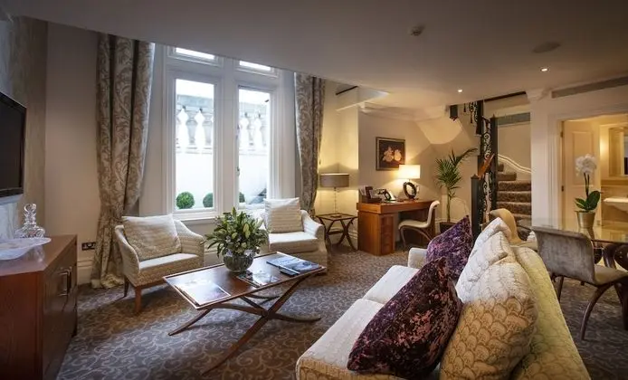 Royal Horseguards Suite