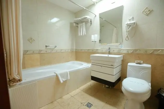 Basic Üç Kişilik Oda