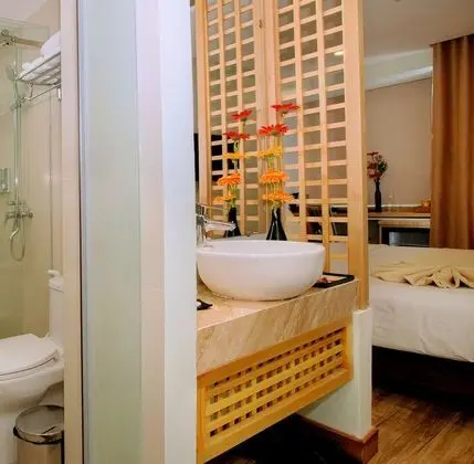 Deluxe Tek Büyük Yataklı Oda, Deniz Manzaralı
