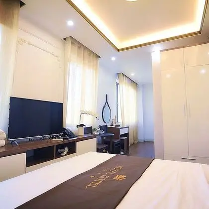 Deluxe Tek Büyük Yataklı Oda