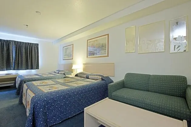 Standard Oda, 2 Büyük (Queen) Boy Yatak