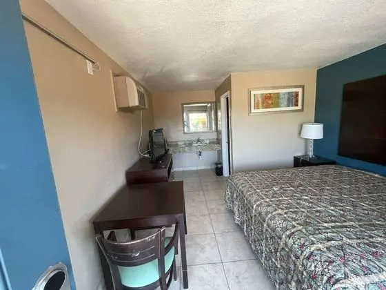 Basic Tek Kişilik Oda, 1 En Büyük (King) Boy Yatak, Sigara İçilmez