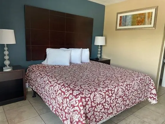 Basic Tek Kişilik Oda, 1 En Büyük (King) Boy Yatak, Sigara İçilmez