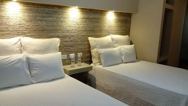 Family Tek Büyük Yataklı Oda, 2 Çift Kişilik Yatak