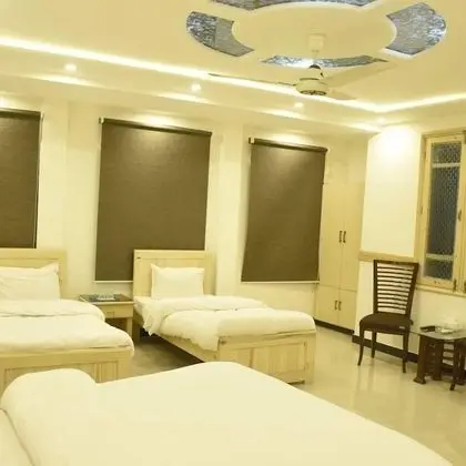 Deluxe Üç Kişilik Oda